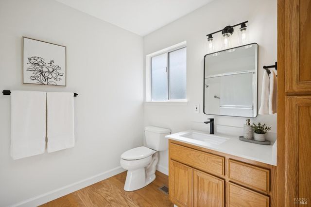 14 Angelica Ct, Novato, CA 94947