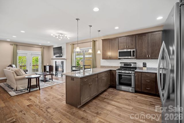 20 Greenwood Fields Drive, Asheville, NC 28804