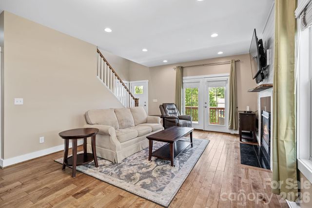 20 Greenwood Fields Drive, Asheville, NC 28804