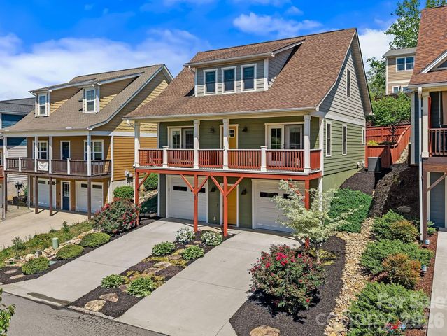 20 Greenwood Fields Drive, Asheville, NC 28804