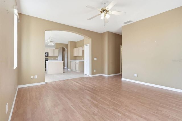 2104 MALLARD CREEK CIRCLE, Kissimmee, FL 34743