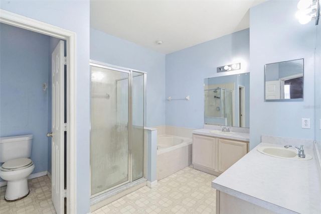 2104 MALLARD CREEK CIRCLE, Kissimmee, FL 34743