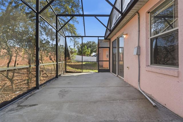 2104 MALLARD CREEK CIRCLE, Kissimmee, FL 34743