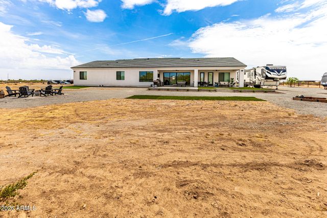 25583 W MADRE DEL ORO Drive, Wittmann, AZ 85361