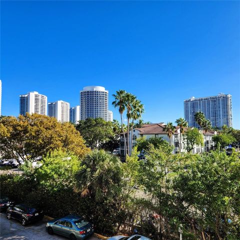 18151 NE 31st Court 301, Aventura, FL 33160