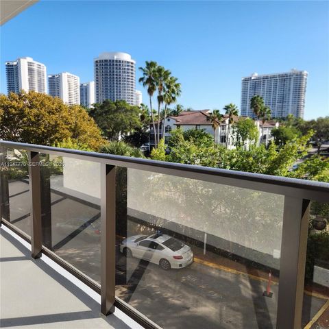 18151 NE 31st Court 301, Aventura, FL 33160