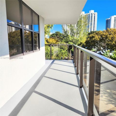 18151 NE 31st Court 301, Aventura, FL 33160