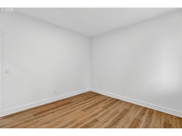 6207 Ne 43RD St, Vancouver, WA 98661