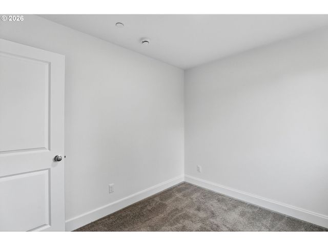 6207 Ne 43RD St, Vancouver, WA 98661