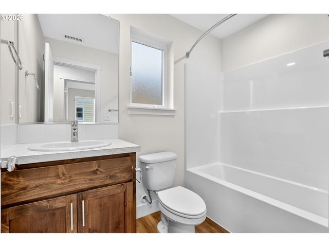 6207 Ne 43RD St, Vancouver, WA 98661