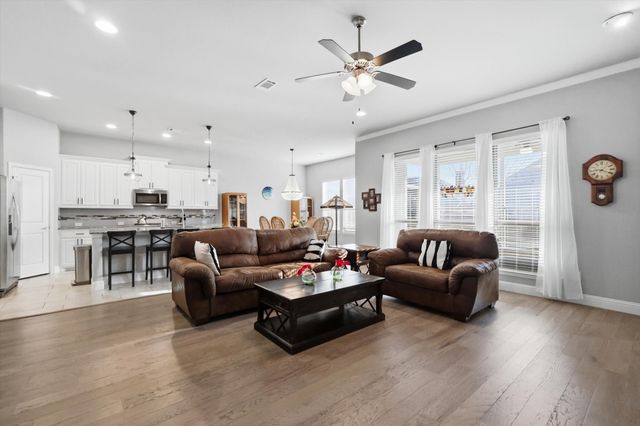 5505 Thistle Hill, Denton, TX 76210