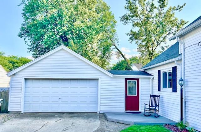 2100 Tackle Street, Essexville, MI 48732