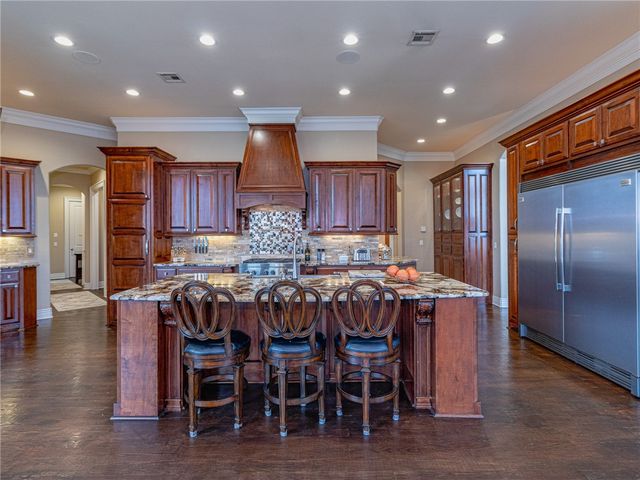 1453 Le Chesnay Drive, Centerton, AR 72719