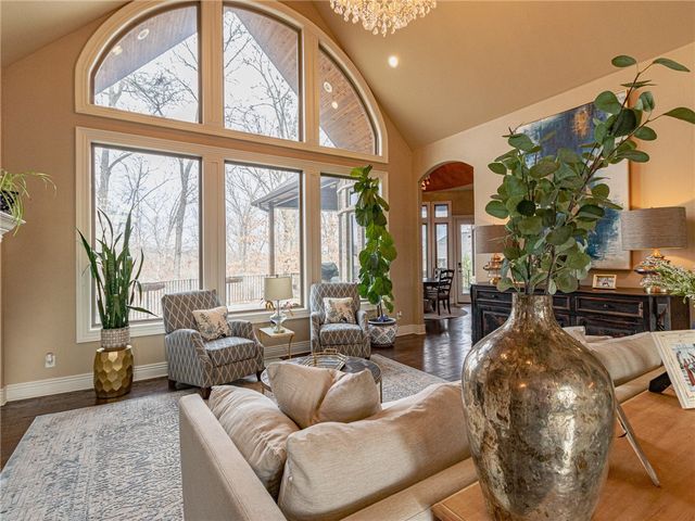 1453 Le Chesnay Drive, Centerton, AR 72719