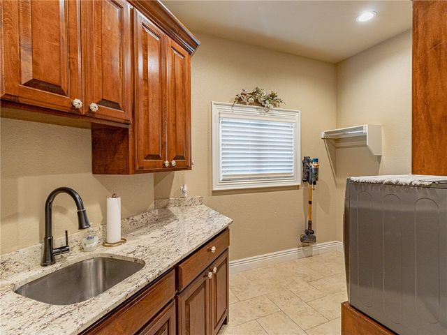 1453 Le Chesnay Drive, Centerton, AR 72719