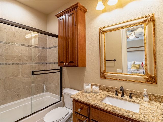 1453 Le Chesnay Drive, Centerton, AR 72719