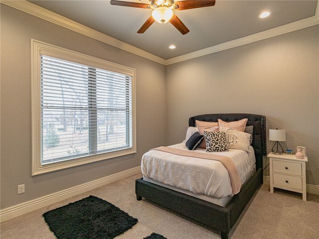 1453 Le Chesnay Drive, Centerton, AR 72719