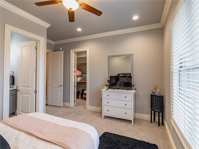 1453 Le Chesnay Drive, Centerton, AR 72719