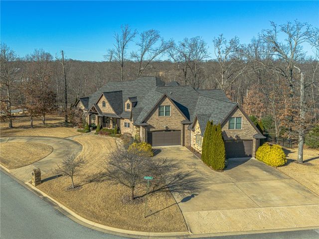 1453 Le Chesnay Drive, Centerton, AR 72719