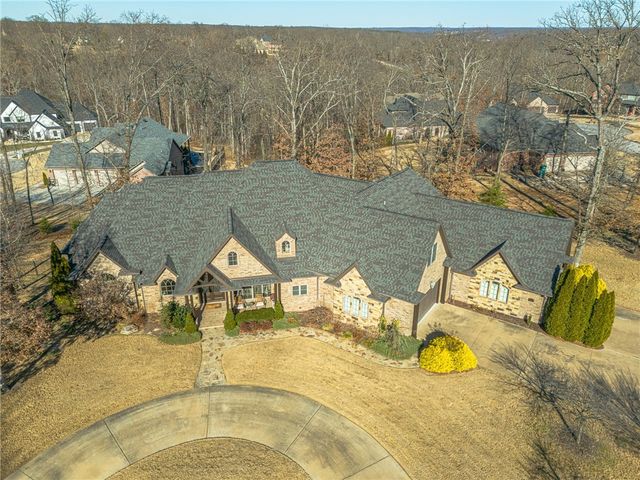 1453 Le Chesnay Drive, Centerton, AR 72719