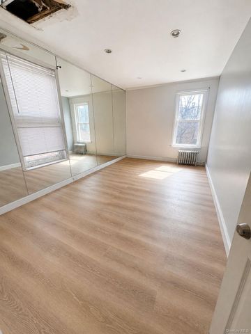 2536 Davidson Avenue, Bronx, NY 10468