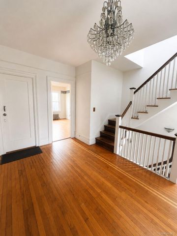 2536 Davidson Avenue, Bronx, NY 10468