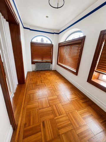 2536 Davidson Avenue, Bronx, NY 10468