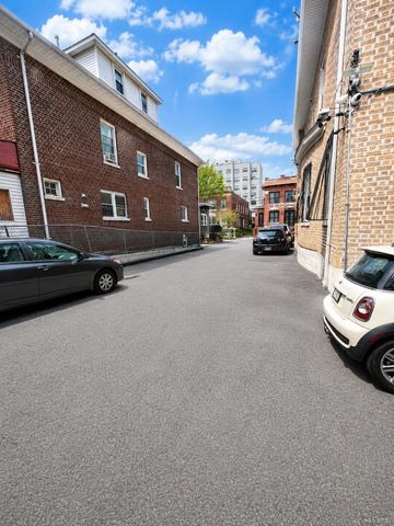 2536 Davidson Avenue, Bronx, NY 10468