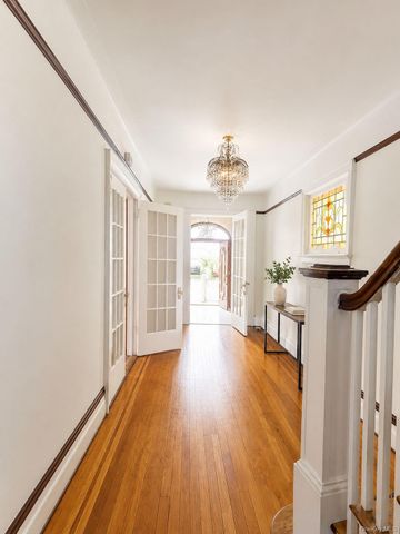 2536 Davidson Avenue, Bronx, NY 10468