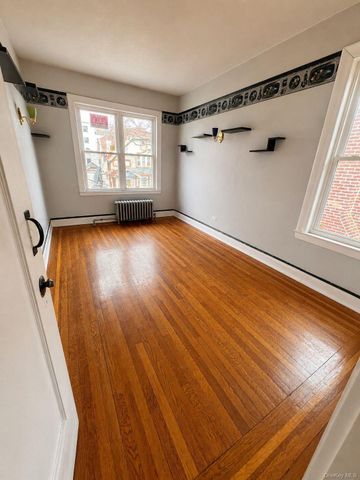 2536 Davidson Avenue, Bronx, NY 10468