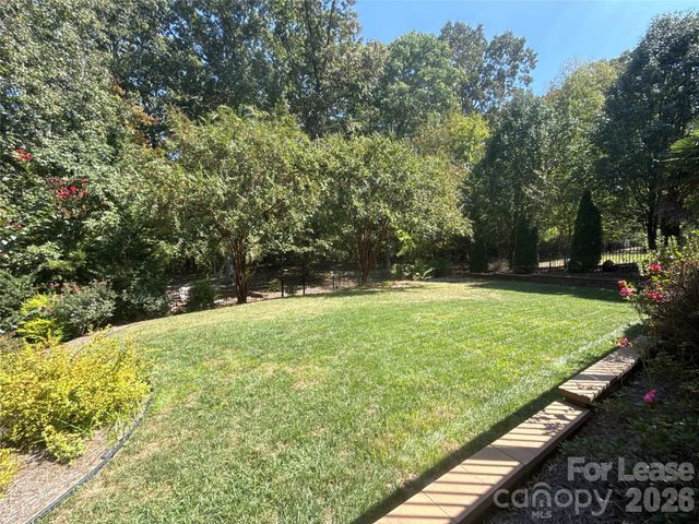 2413 Merryvale Way, Waxhaw, NC 28173