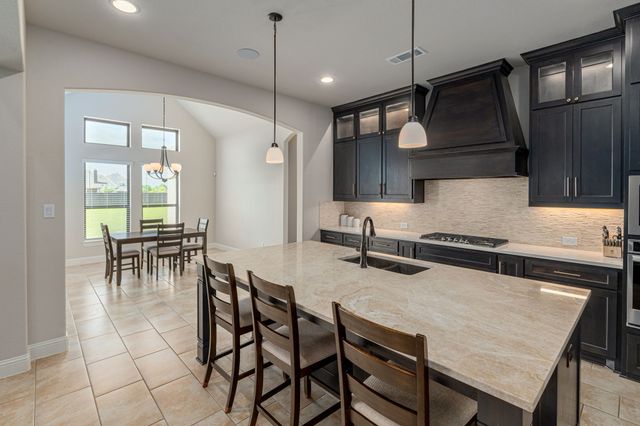 8220 Stonewall Drive, Waxahachie, TX 75167