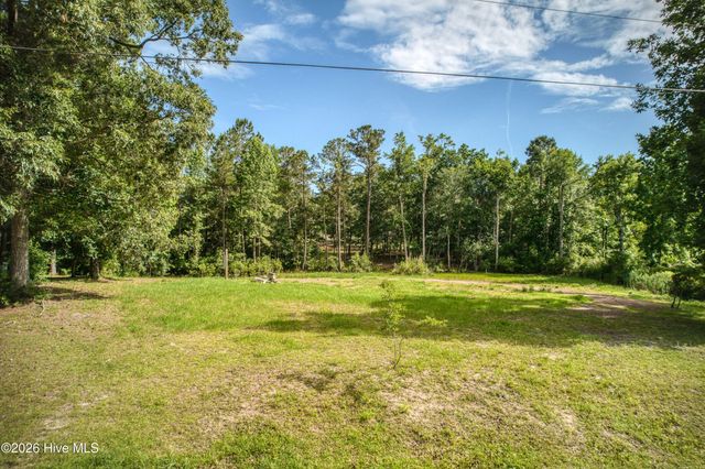 131 Pond View Circle, Hampstead, NC 28443