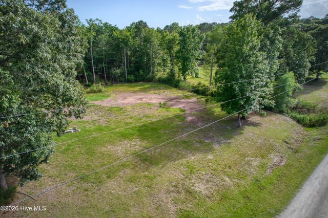 131 Pond View Circle, Hampstead, NC 28443