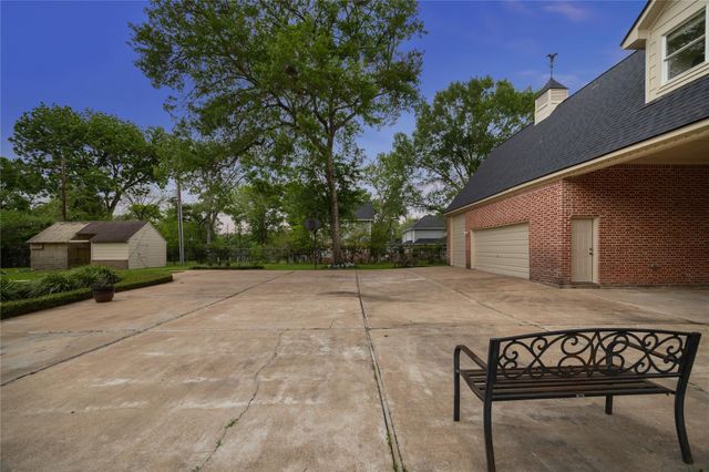 6611 Riva Ridge Drive, Richmond, TX 77406
