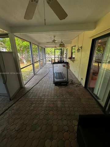 11540 NW 40th Street, Coral Springs, FL 33065