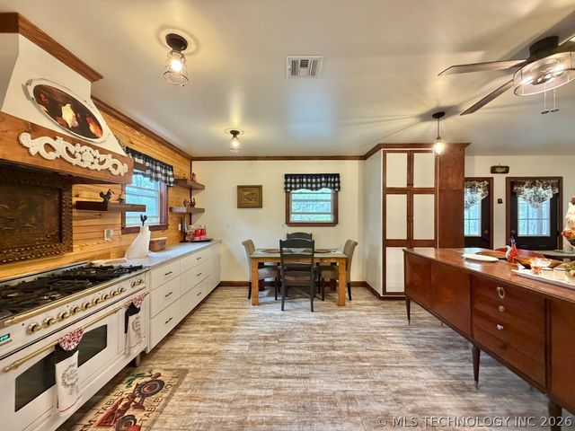 5969 E 620 Road, Locust Grove, OK 74352