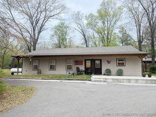 5969 E 620 Road, Locust Grove, OK 74352