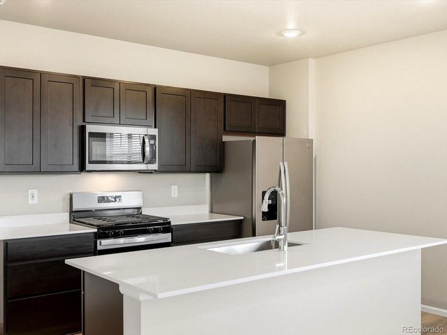 1596 Riverplace Dr 1, Windsor, CO 80550