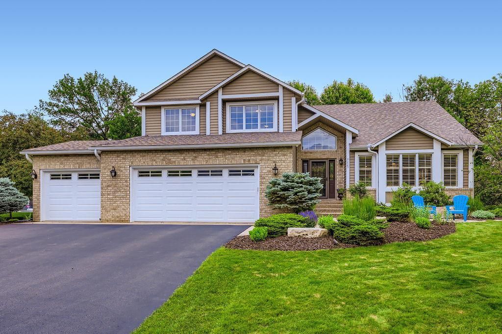 9025 Mcguffey Road, Eden Prairie, MN 55347