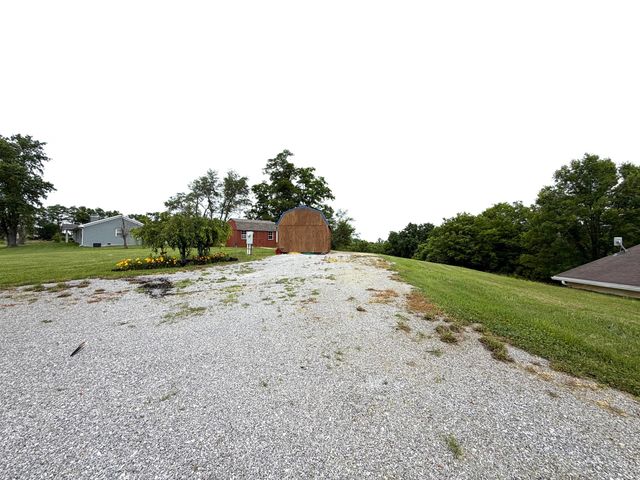 743 Keenon Road, Harrodsburg, KY 40330