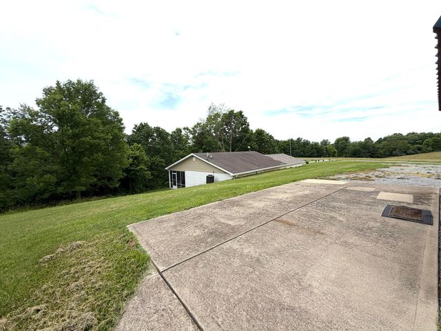 743 Keenon Road, Harrodsburg, KY 40330