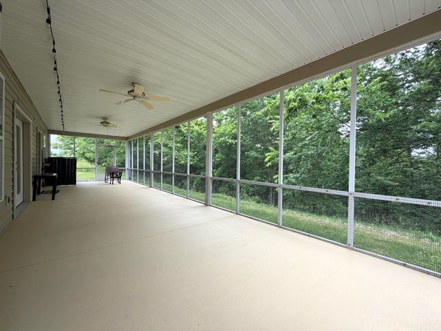 743 Keenon Road, Harrodsburg, KY 40330