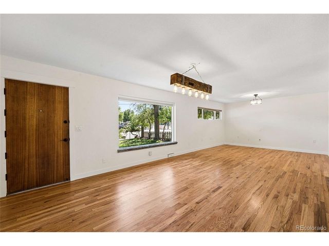 3155 Dartmouth Ave, Boulder, CO 80305