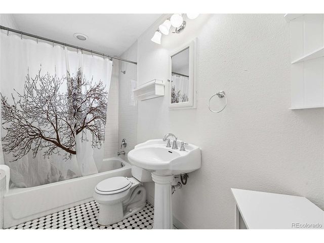 3155 Dartmouth Ave, Boulder, CO 80305