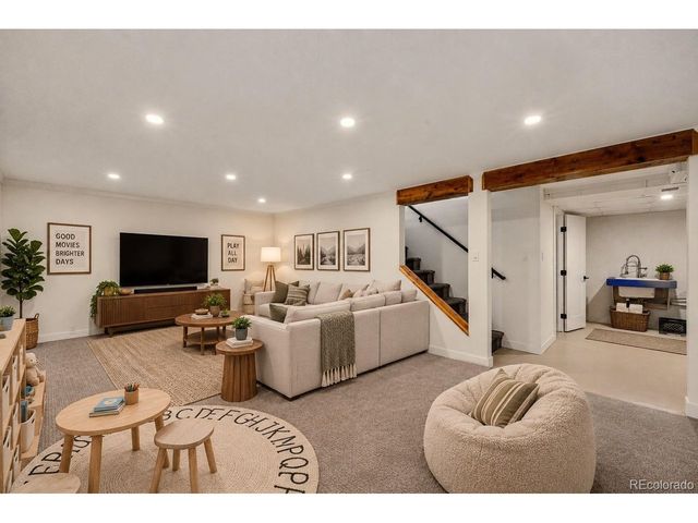 3155 Dartmouth Ave, Boulder, CO 80305