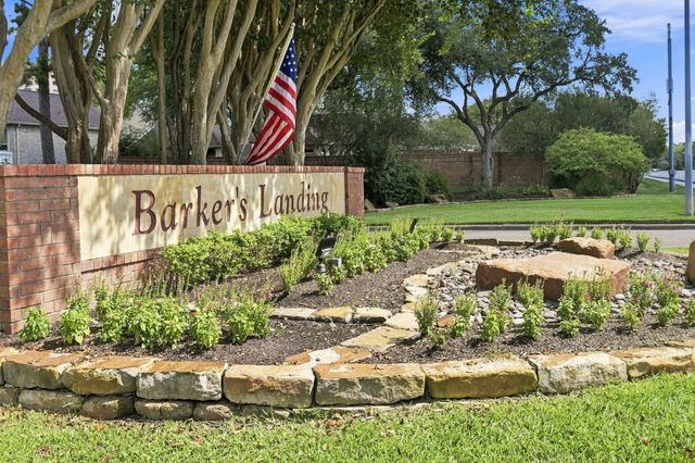 419 E Fair Harbor Lane, Houston, TX 77079