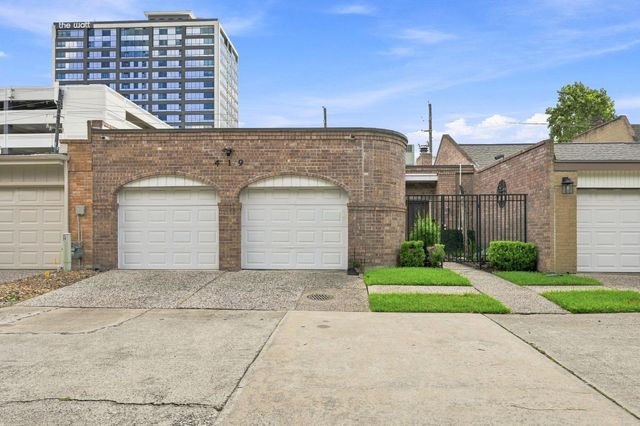 419 E Fair Harbor Lane, Houston, TX 77079