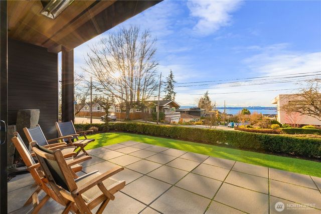 6504 103rd Avenue NE, Kirkland, WA 98033