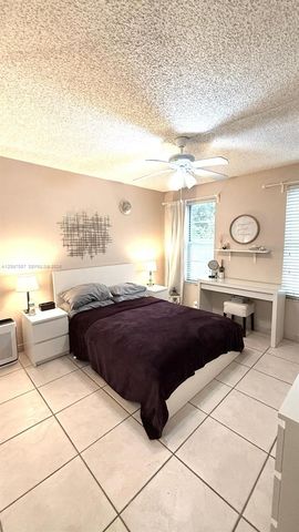 13700 SW 62nd Street 250, Miami, FL 33183